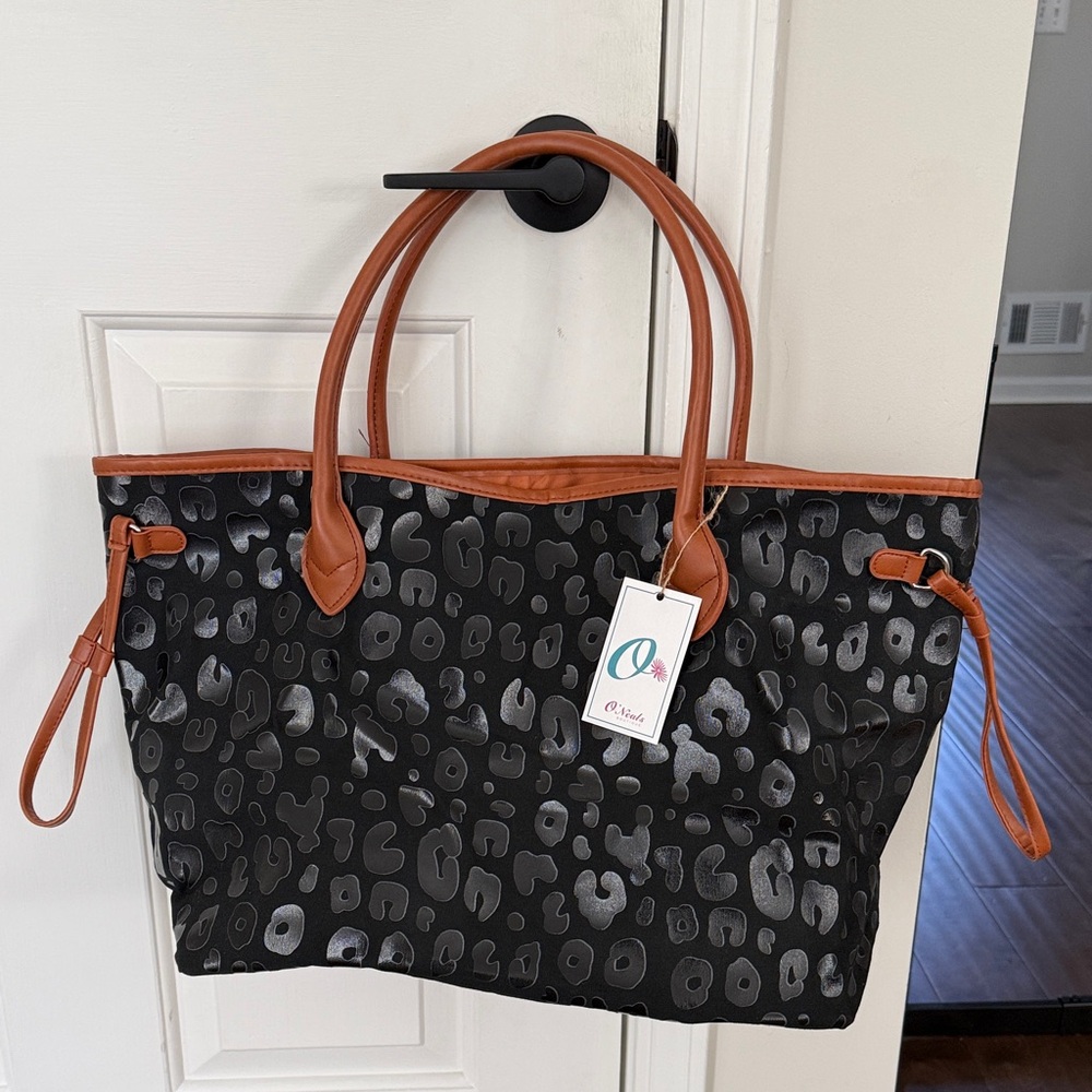 Black Leopard Tote